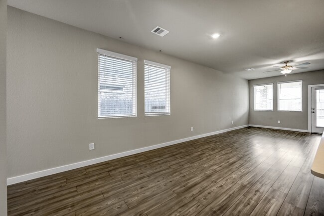 Photo - 9522 Sugar Berry Dr