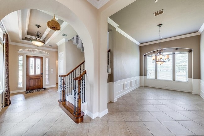 Photo - 210 Rockland Trail