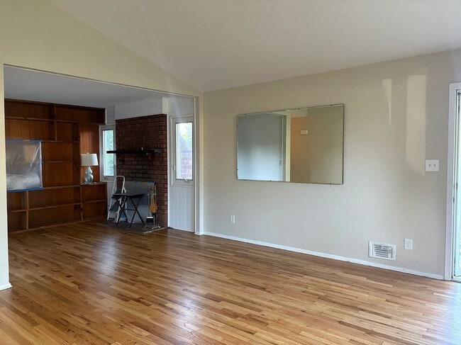 Photo - 161 Fiddler Pl House