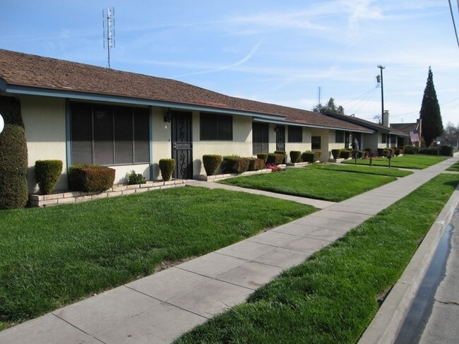 Photo - Dakota Villas