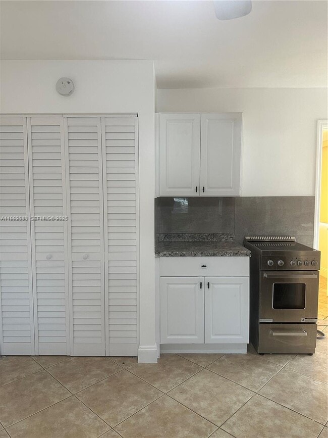 Photo - 2611 NE 8th Terrace