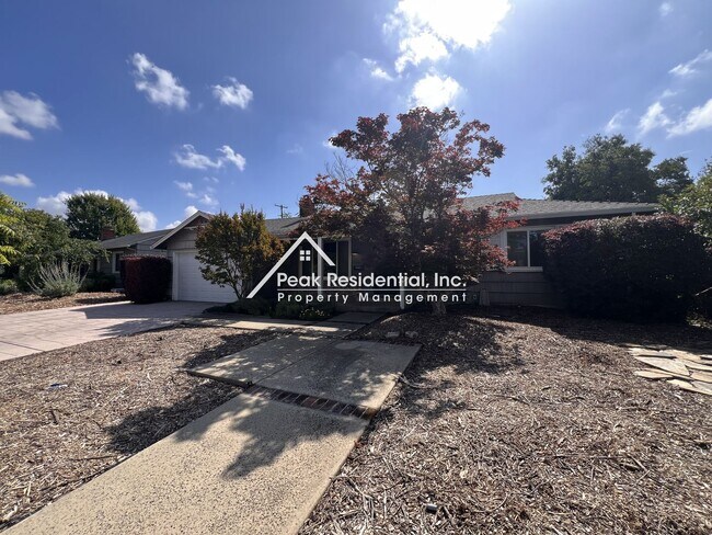 Photo - Spacious 2bd/2ba Arden Area Home-Must See!