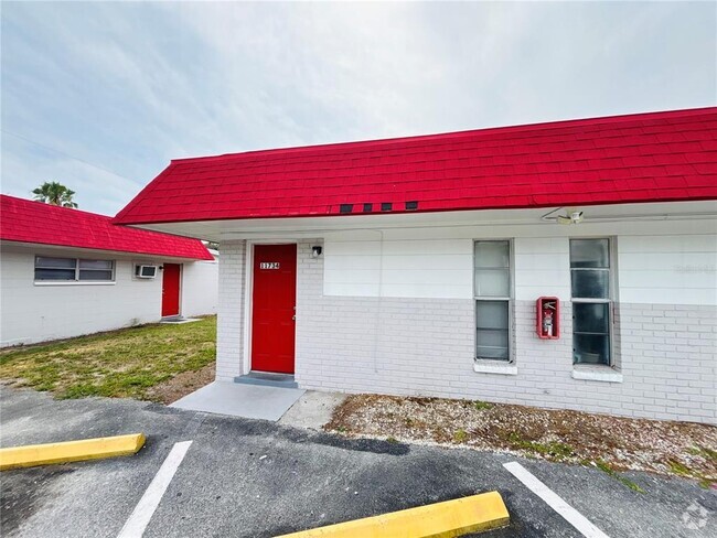 Building Photo - 11734 N 14th St Rental