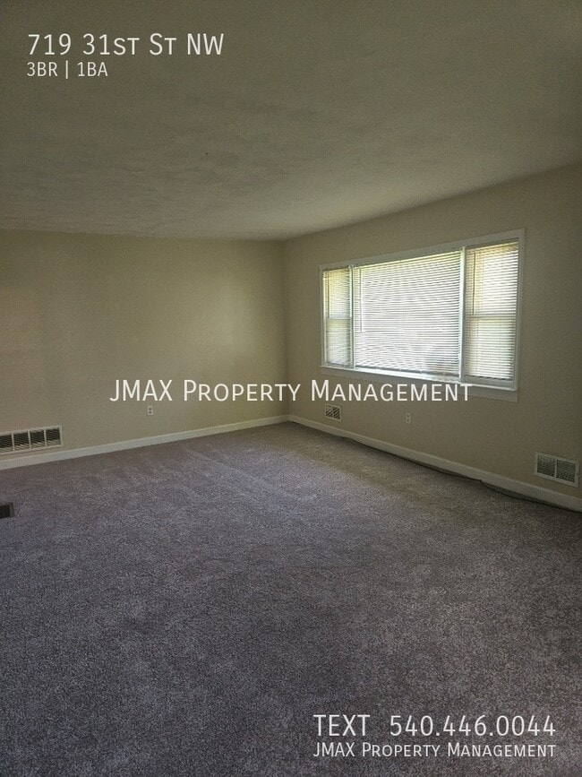 Building Photo - 719 31st St NW Rental
