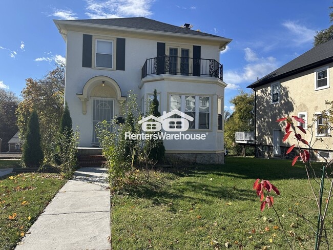 Building Photo - 3703 Parkside Dr