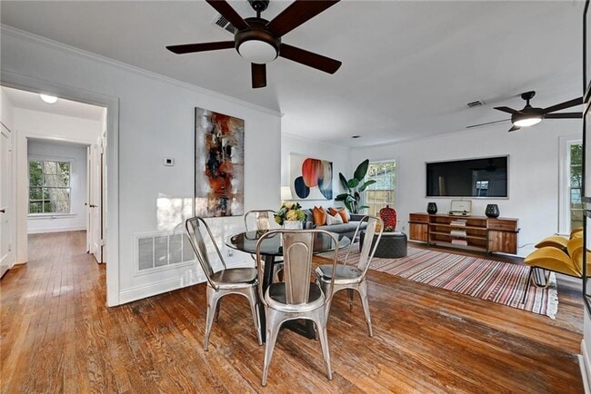 Photo - 3207 Breeze Terrace