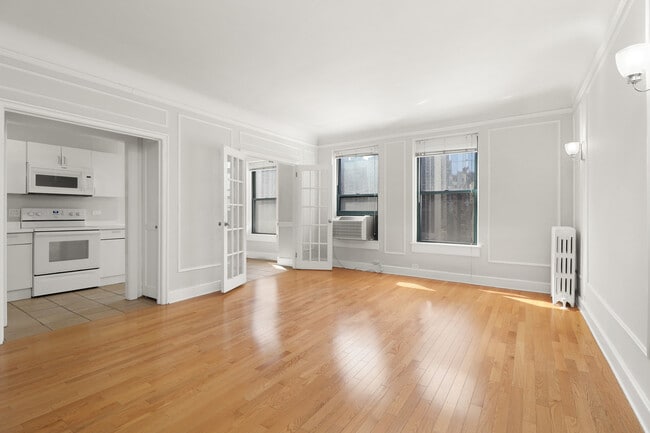 Photo - 10 W Elm St Unit 602