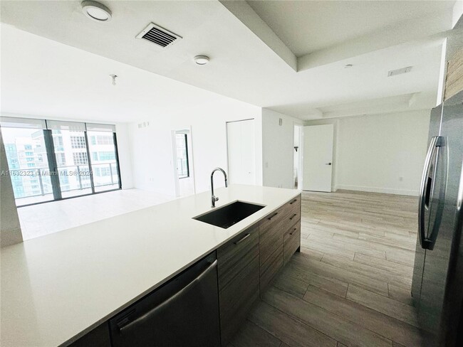 Photo - 121 NE 34th St Condo Unit 2302