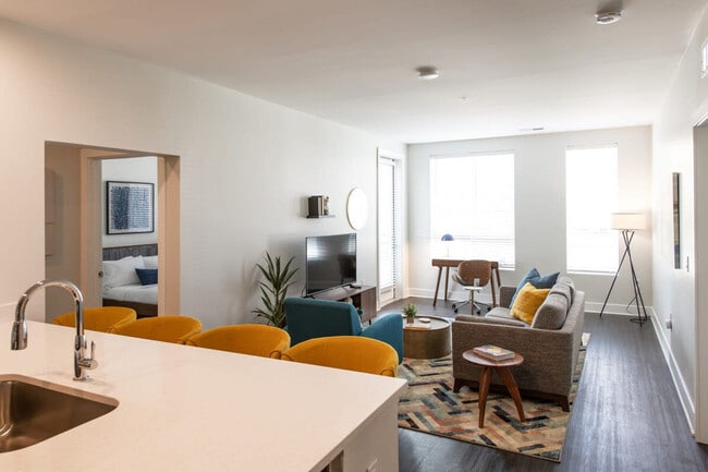 Photo - 601 E Pete Rose Wy Unit SI ID1475830P