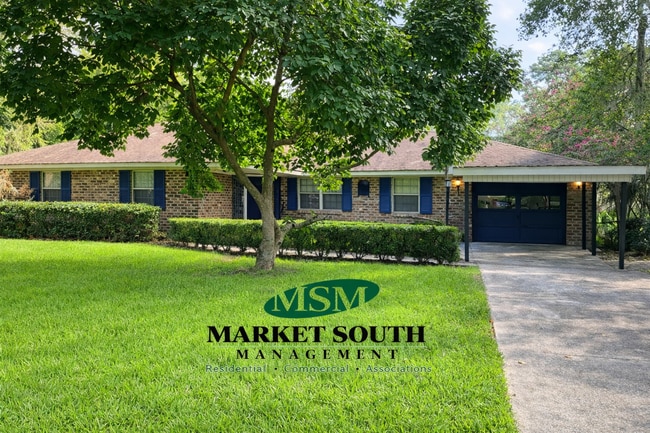 Building Photo - **REDUCED!!!! UPDATED MIDTOWN BEAUTY!!