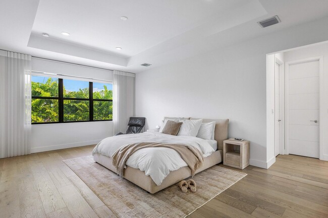 Photo - 8227 Oceanus Dr