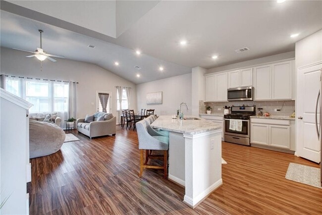Photo - 17206 Antioch Ave