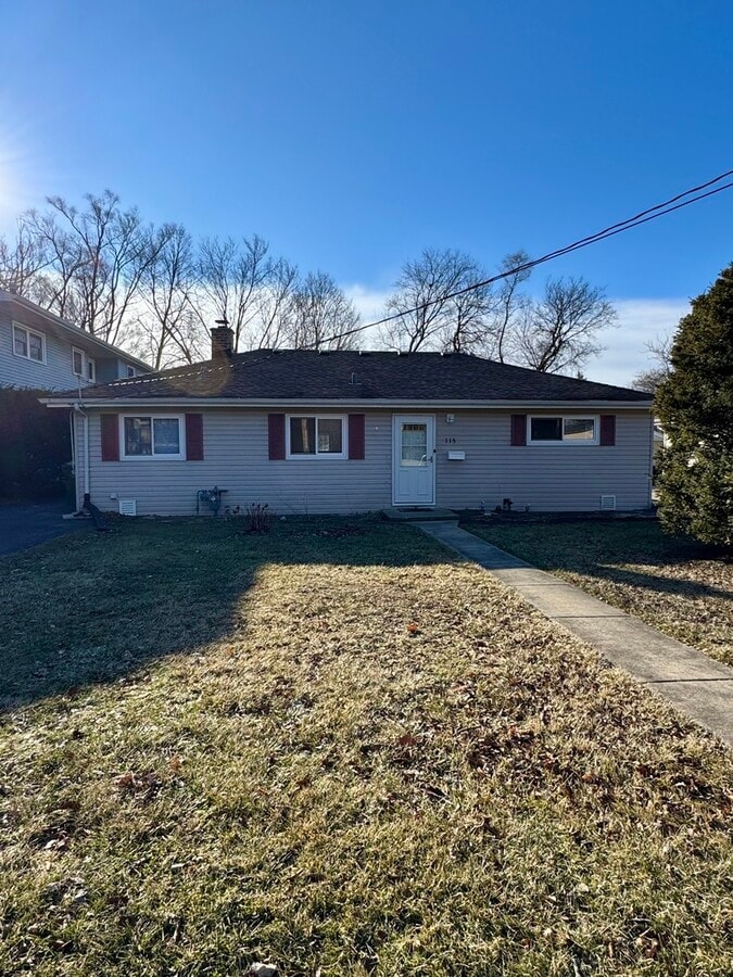 Photo - 115 W Helen Rd