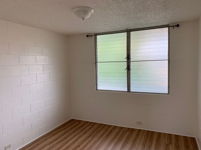 Photo - 2 Bedroom 1 Bath Apartment on Pensacola Street Unit 4