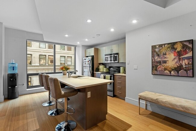 Photo - 45 Province St Unit 3N