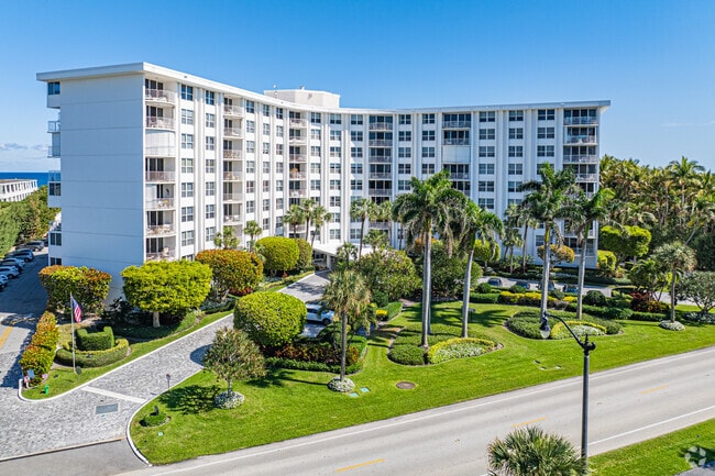 Alternate - Harbour House of Palm Beach