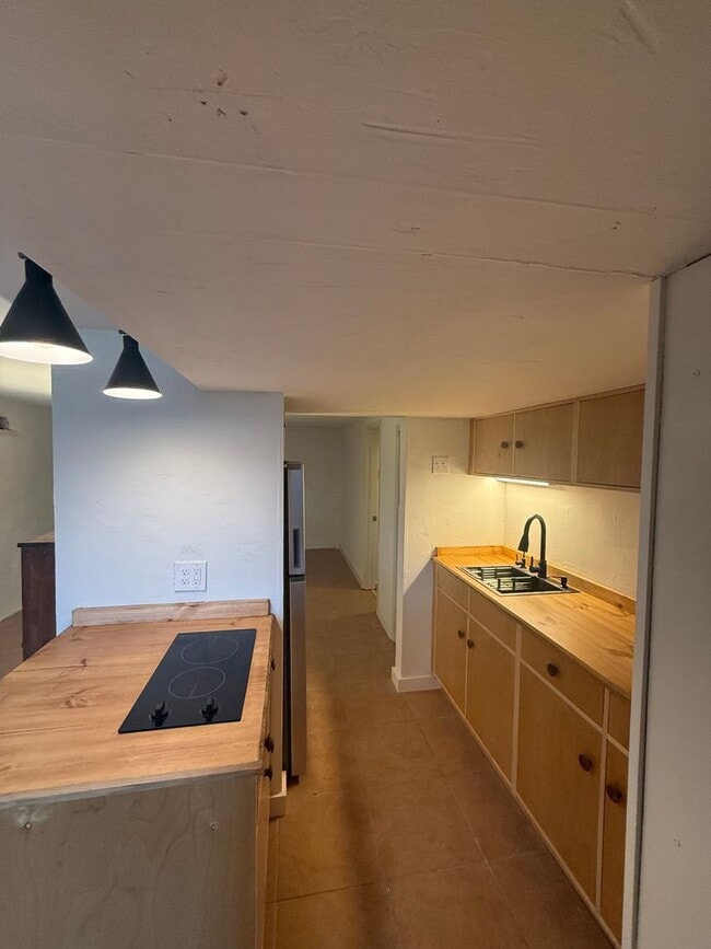 1808 Easton Rd Unidad Basement