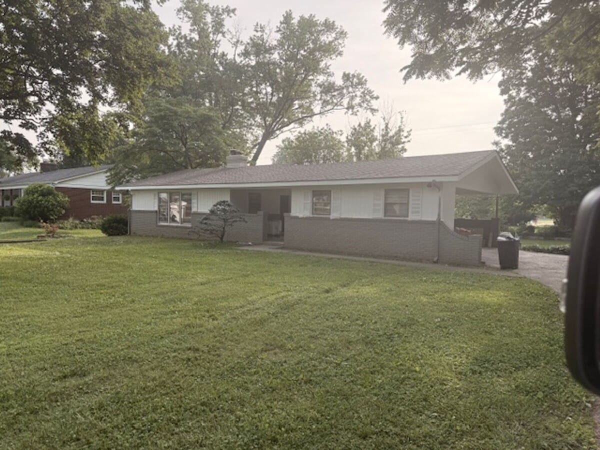 Completely remodeled 3 bedroom, 2 bath hom... - Completely remodeled 3 bedroom, 2 bath hom... House