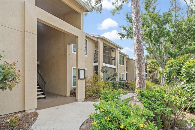 Building Photo - 4029 Crockers Lake Blvd Rental