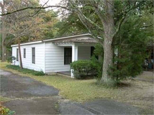 Building Photo - 3 bed 1 Bath In Albany for Rent