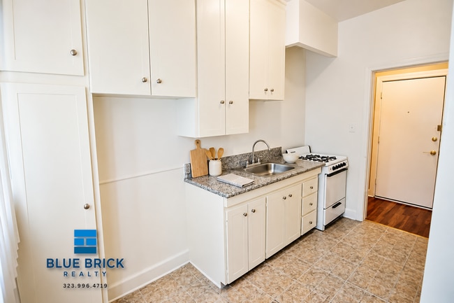 410 N Coronado St Unidad 12