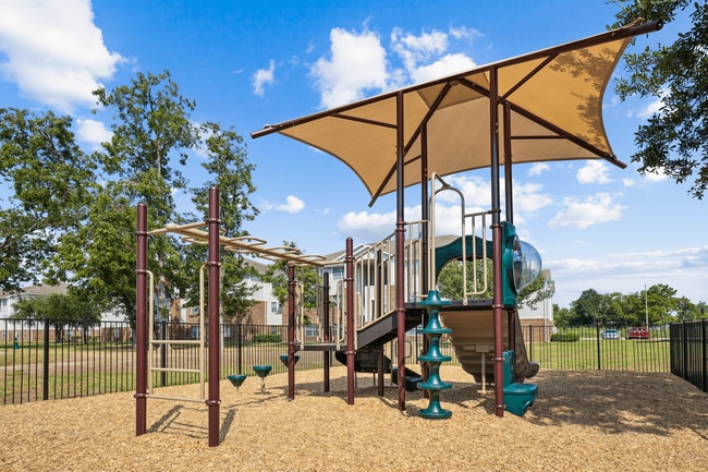Shadow Ridge Apartments