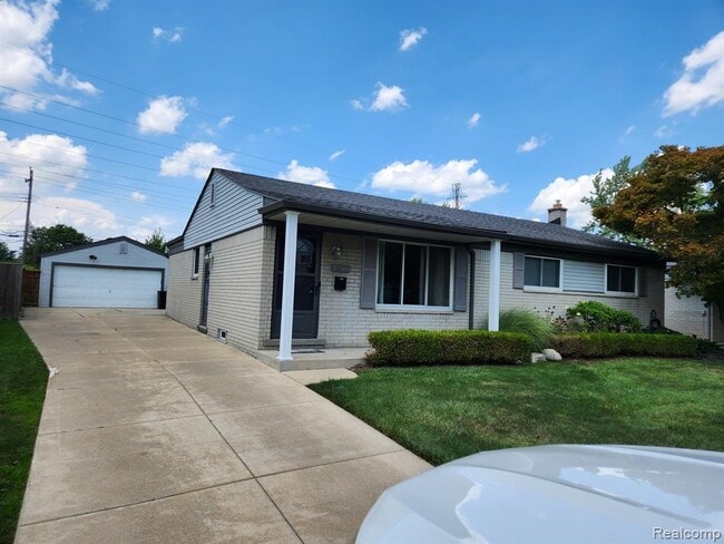 Building Photo - 30569 Westmore Dr Rental