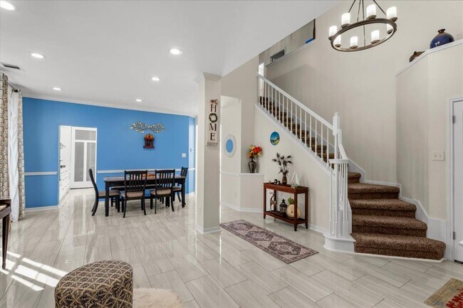 Photo - 8503 Delavan Ave