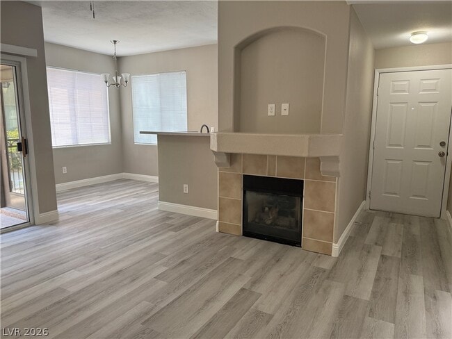 Building Photo - 9050 W Warm Springs Rd Unit 1154