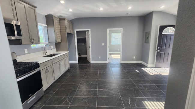 Photo - 15269 Ramona Ave Townhome