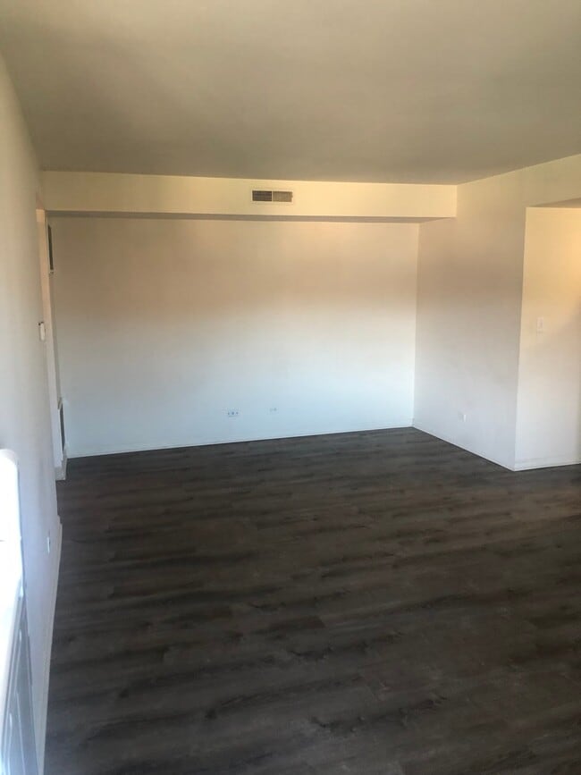 336 N Green Bay Rd Unit 2s