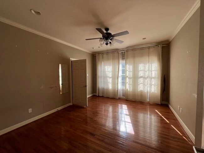 Photo - 5511 Val Verde St