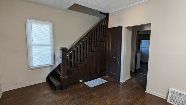 Photo - East End home near hospital, restaurants, ...