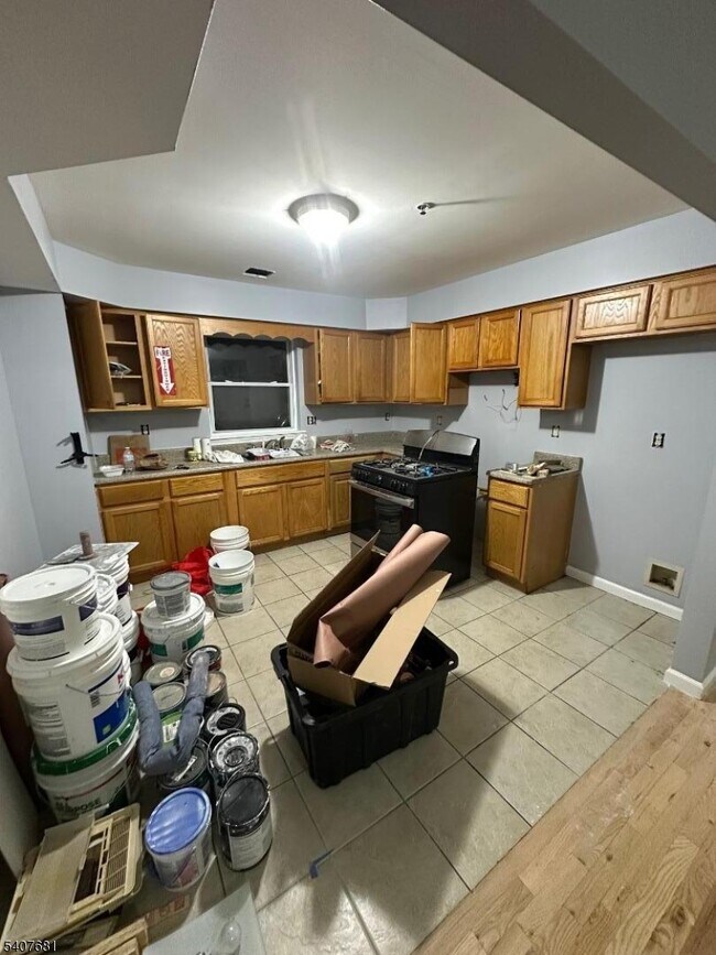 Photo - 28 Branford St