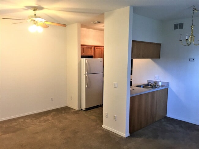 Photo - 1770 N Gregg Ave Unit 2