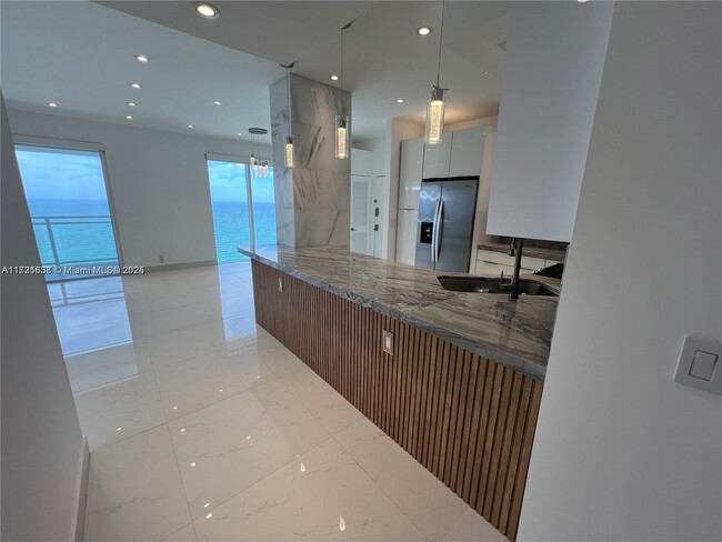 Photo - 2030 S Ocean Dr Condominio Unidad 2221