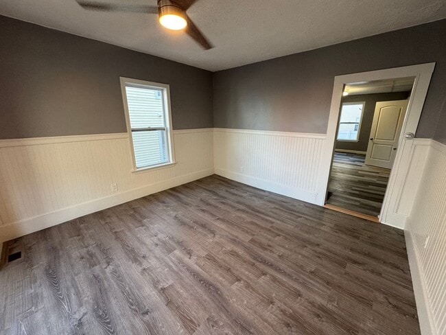 Building Photo - 14 Hillside St Unit 1