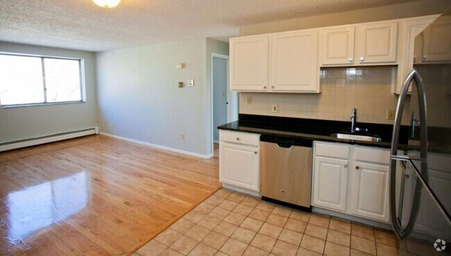 Building Photo - 2.0 bedroom in Somerville Massachusetts 02145 Unit U3 Rental