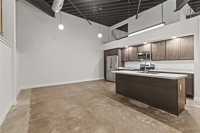 Photo - 1786 Main Rd