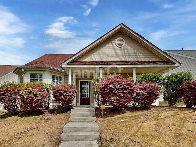 Building Photo - 409 Fairlawn Dr