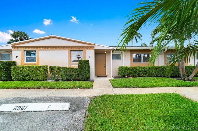 Building Photo - 2567 Dudley Dr E Unit F