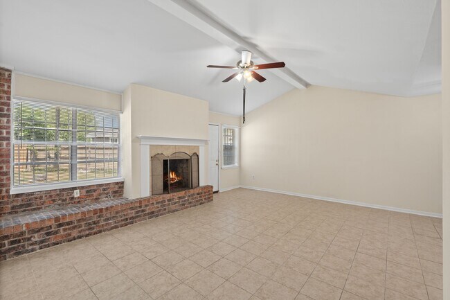 Photo - 14410 Alkay St