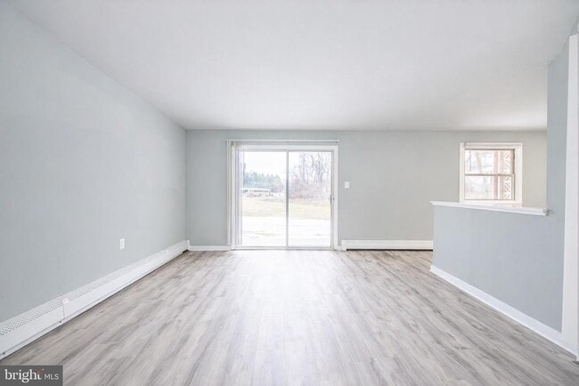 Building Photo - 20 Fort Sumpter Rd Unit D10