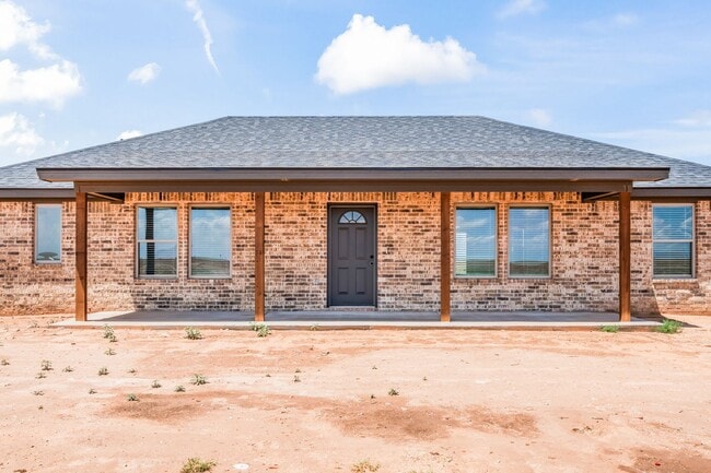 Photo - New Construction Home In Slaton ISD!