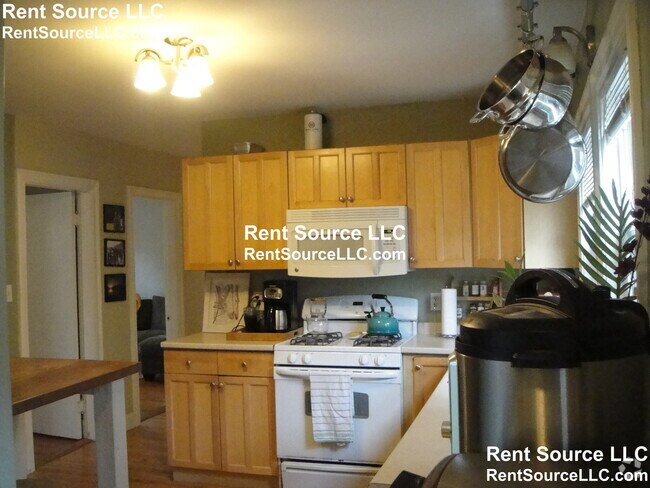 Building Photo - 3 Edgar Terrace Unit 1 Rental