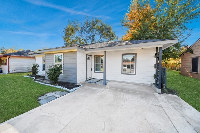 Photo - 3926 Florinda St