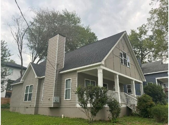 Photo - 1005 Linam Ave SE