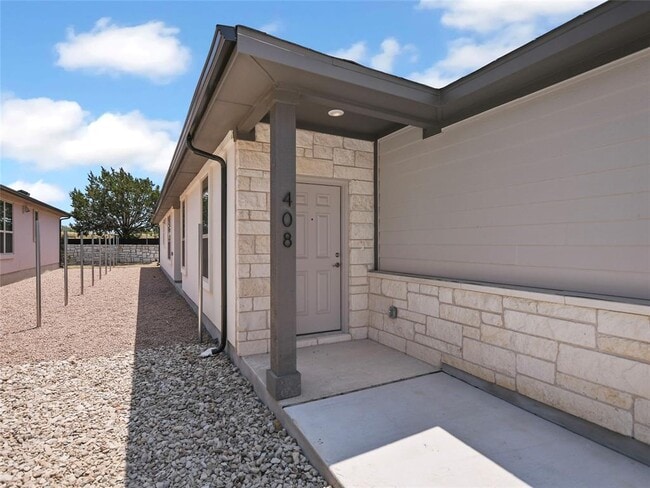 Photo - 408 Parkline Dr