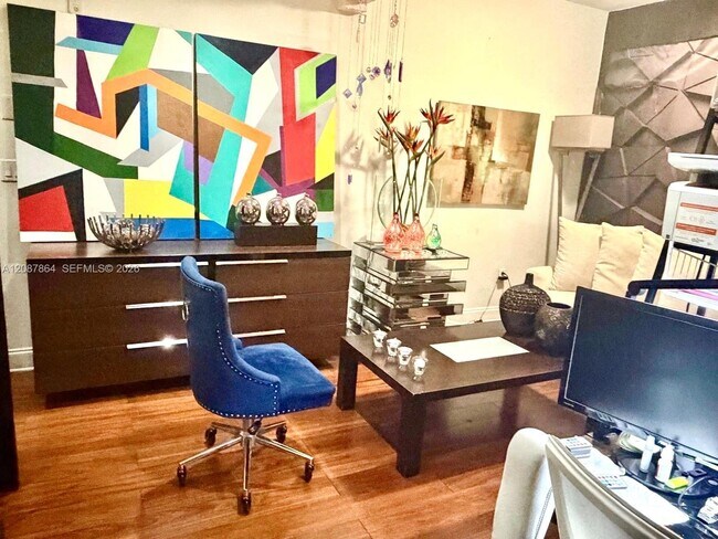 750 Jefferson Ave Unit 04