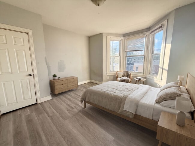 Photo - 5210 Master St Unit 2